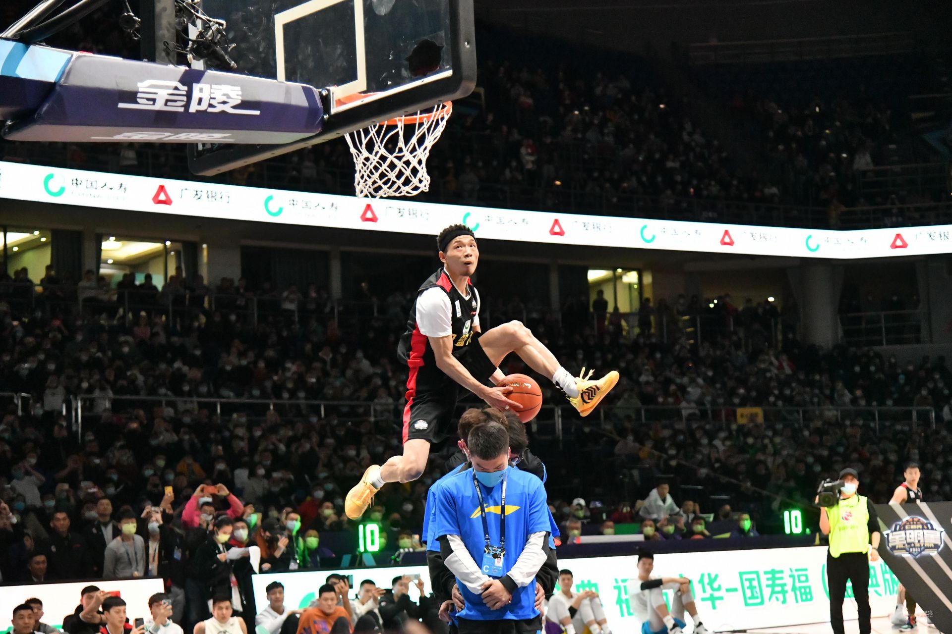 此而改变 此而改变